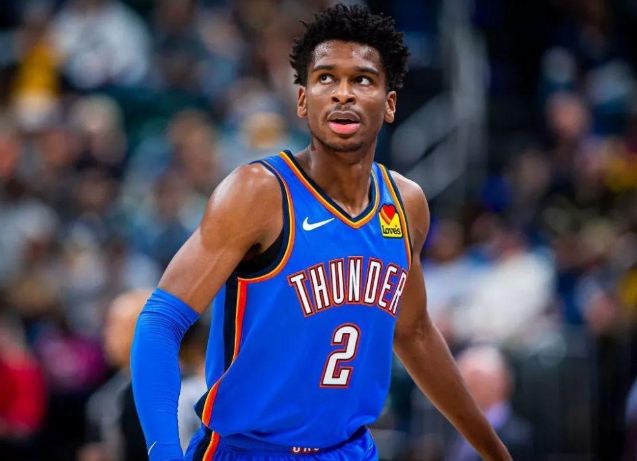 但也让他背 但也让他背