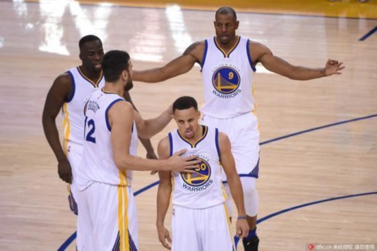 维奇一周年 维奇一周年