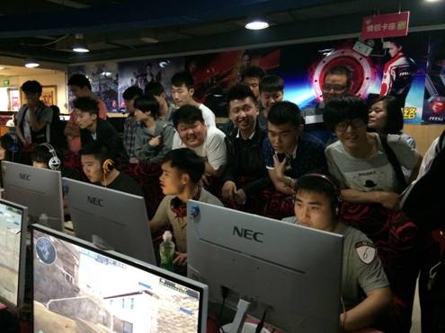 足坛最炙手 足坛最炙手